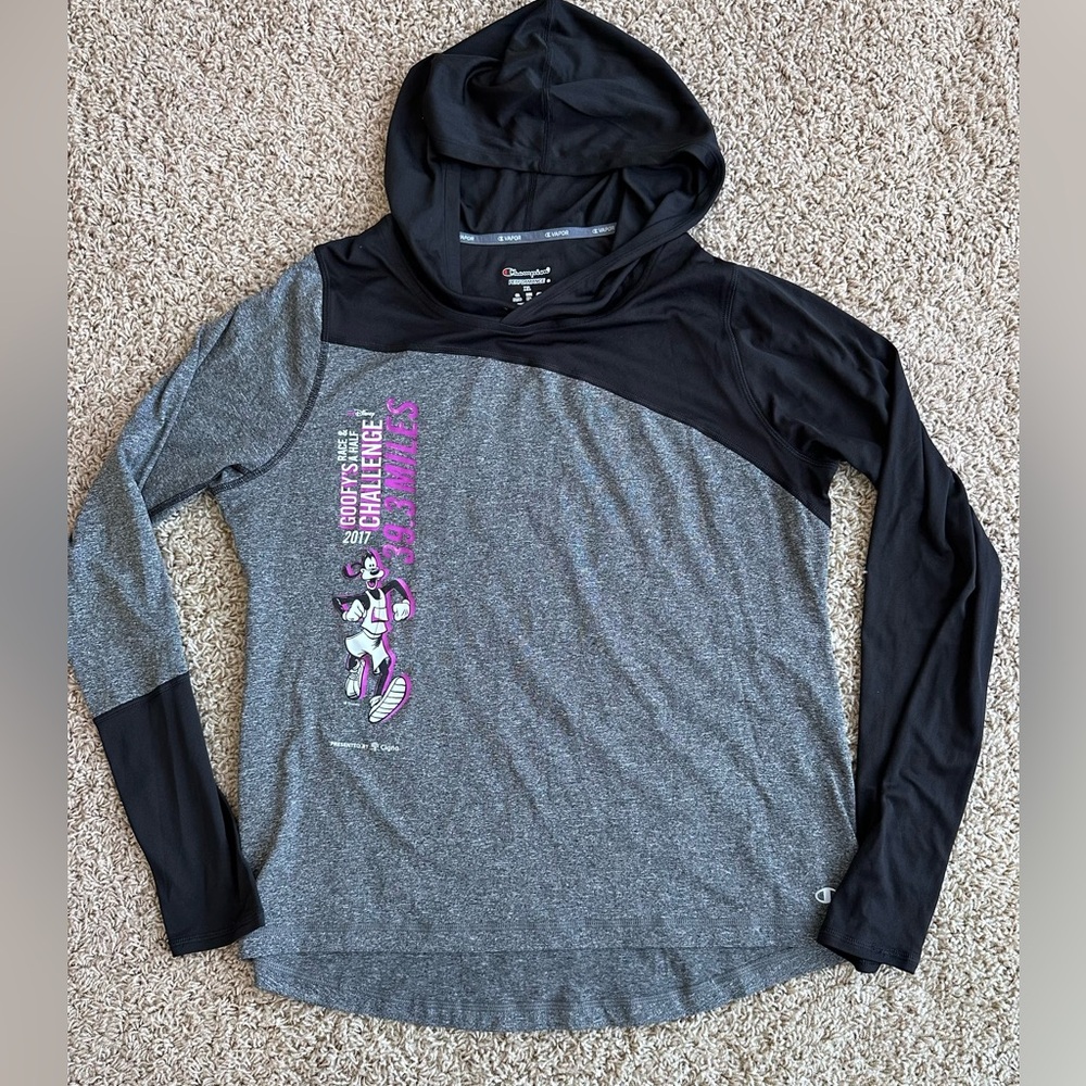 Champion Vapor pullover hoodie athletic shirt, WDW Goofy’s Challenge 2017, XL